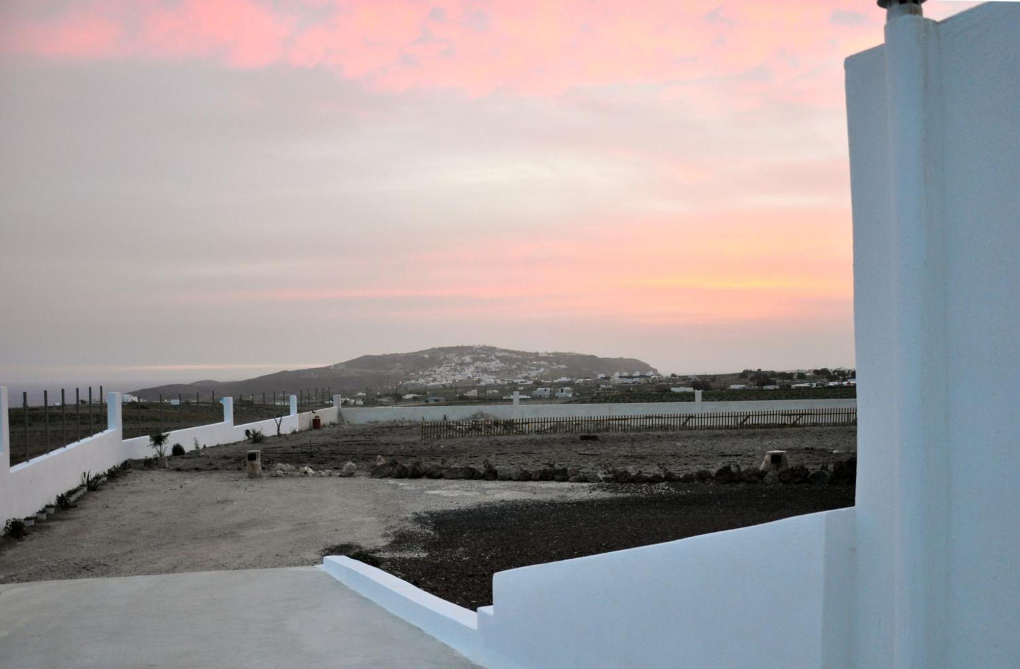 Calma Eco Houses Sunset View Emporio  Екстериор снимка