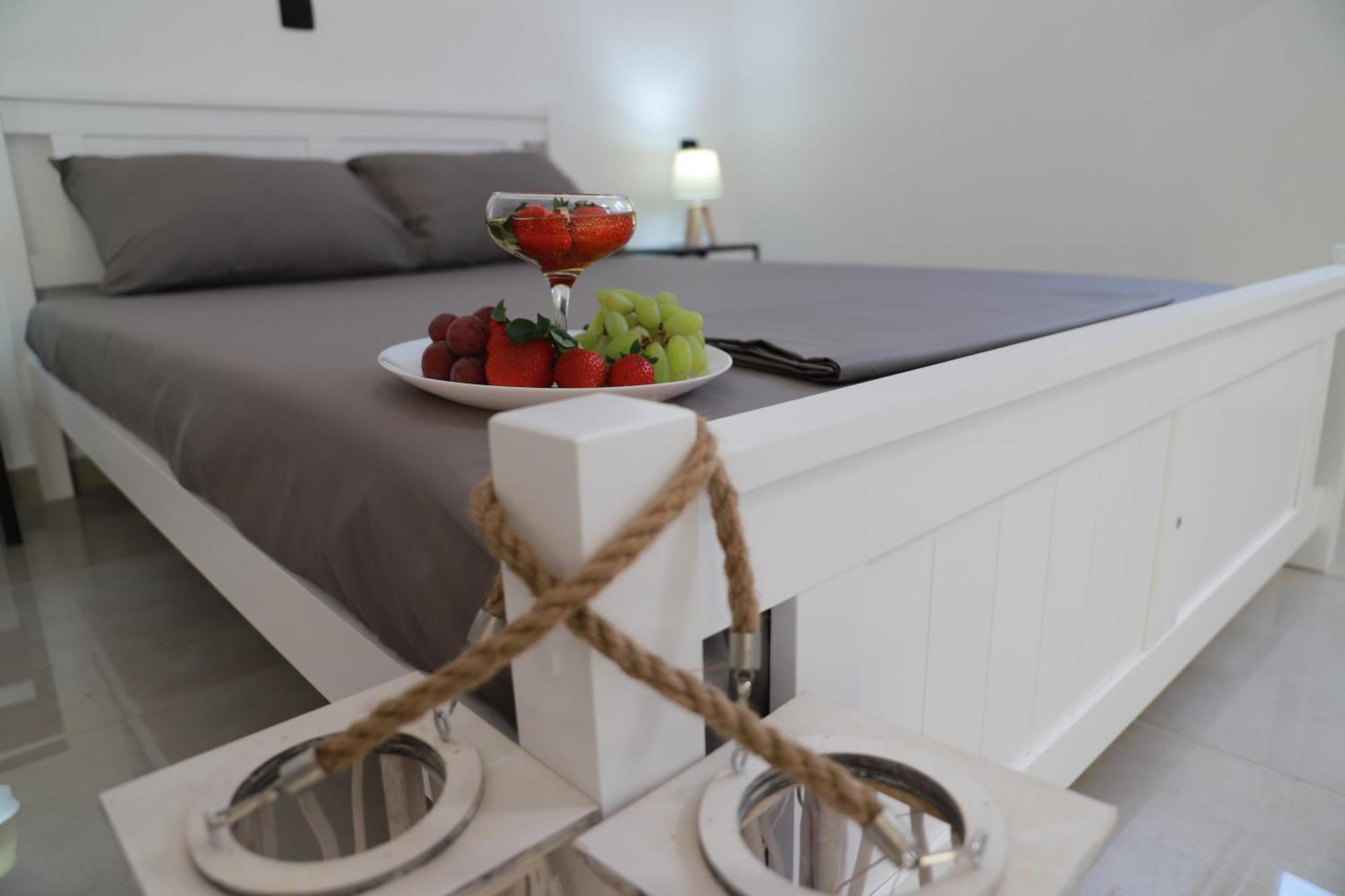 Calma Eco Houses Sunset View Emporio  Екстериор снимка