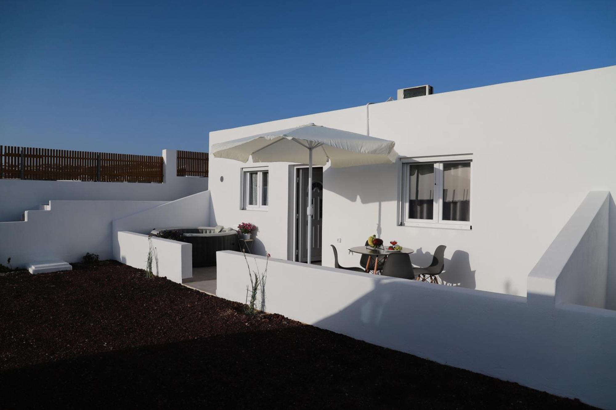Calma Eco Houses Sunset View Emporio  Екстериор снимка