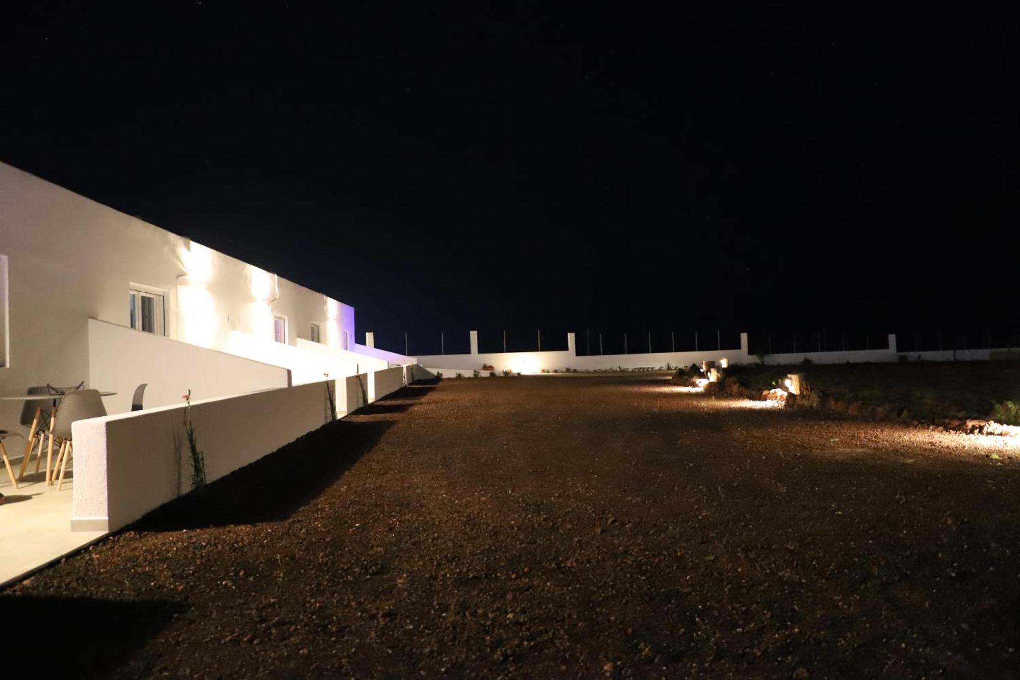 Calma Eco Houses Sunset View Emporio  Екстериор снимка